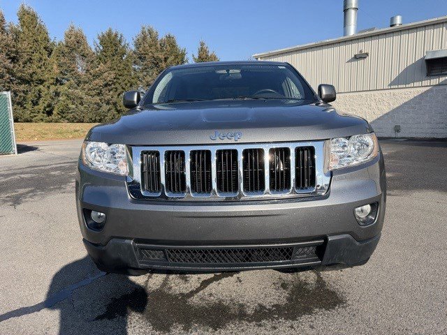 Used 2012 Jeep Grand Cherokee Laredo w/ Laredo E Group image 11
