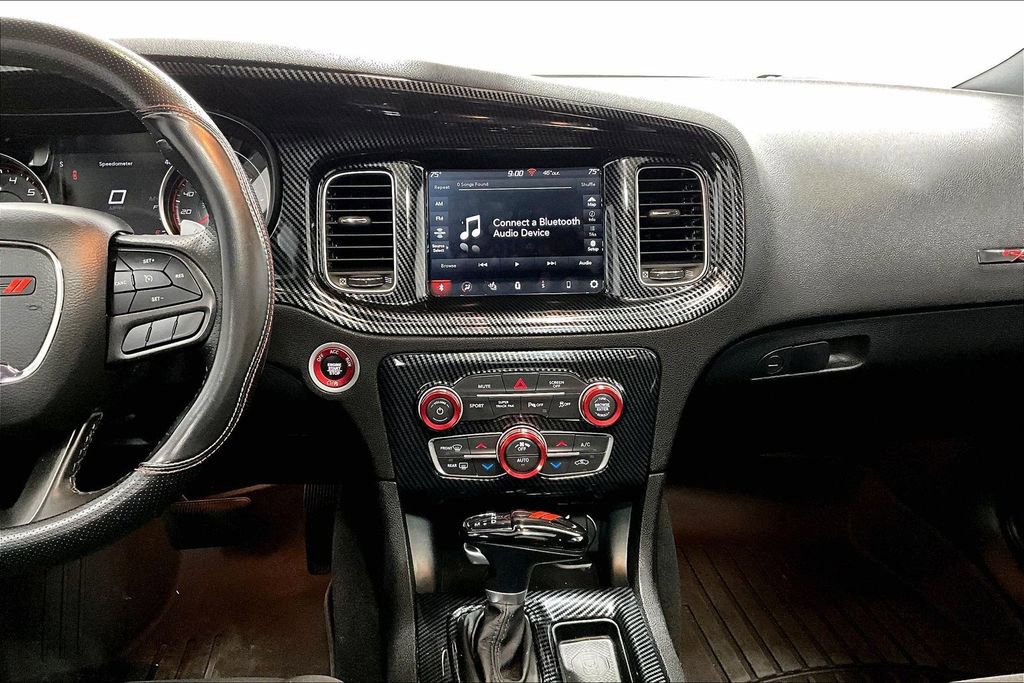 Used 2023 Dodge Charger R/T w/ Navigation & Travel Group image 8