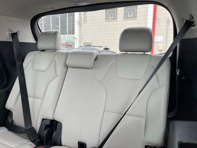 Used 2021 Kia Telluride S AWD/4WD image 37