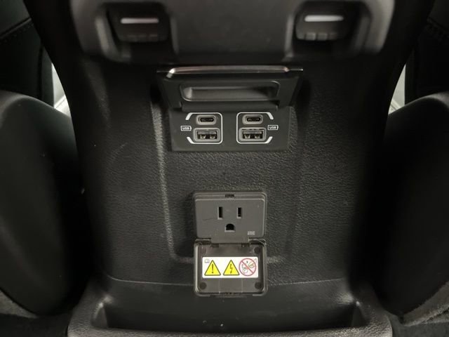 Used 2023 Jeep Wrangler Unlimited Sahara w/ Cold Weather Group image 43