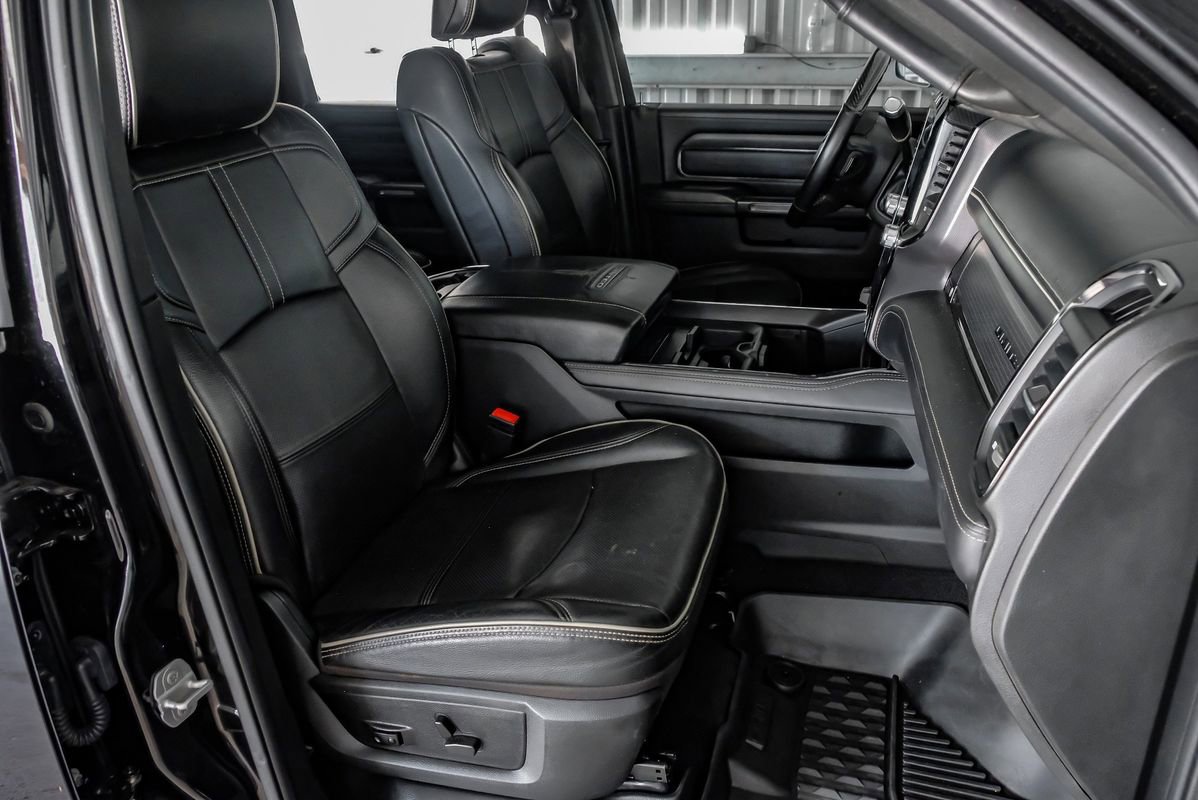 Used 2022 RAM 3500 Limited image 32