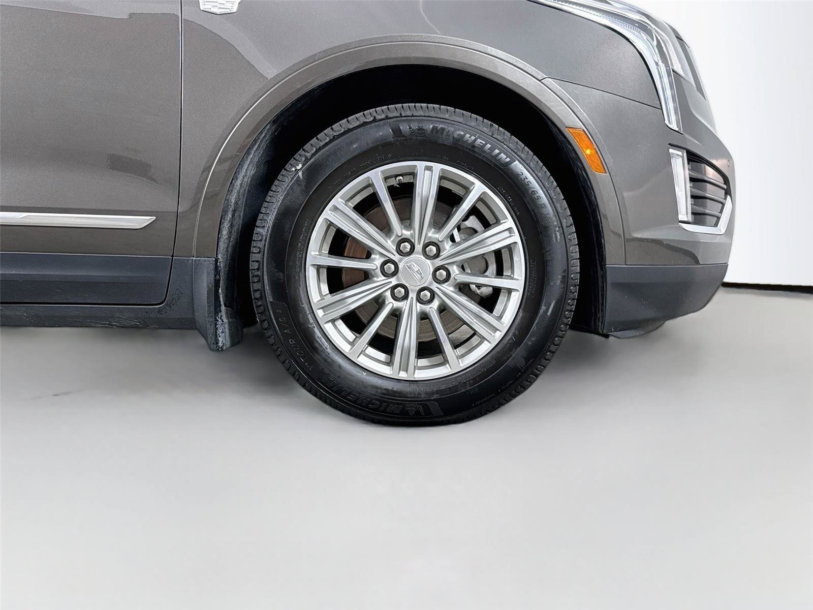 Used 2019 Cadillac XT5 Luxury FWD image 17