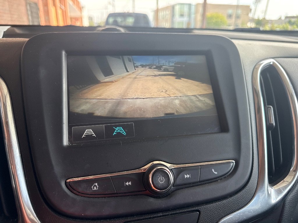 Used 2018 Chevrolet Equinox LT AWD/4WD image 15