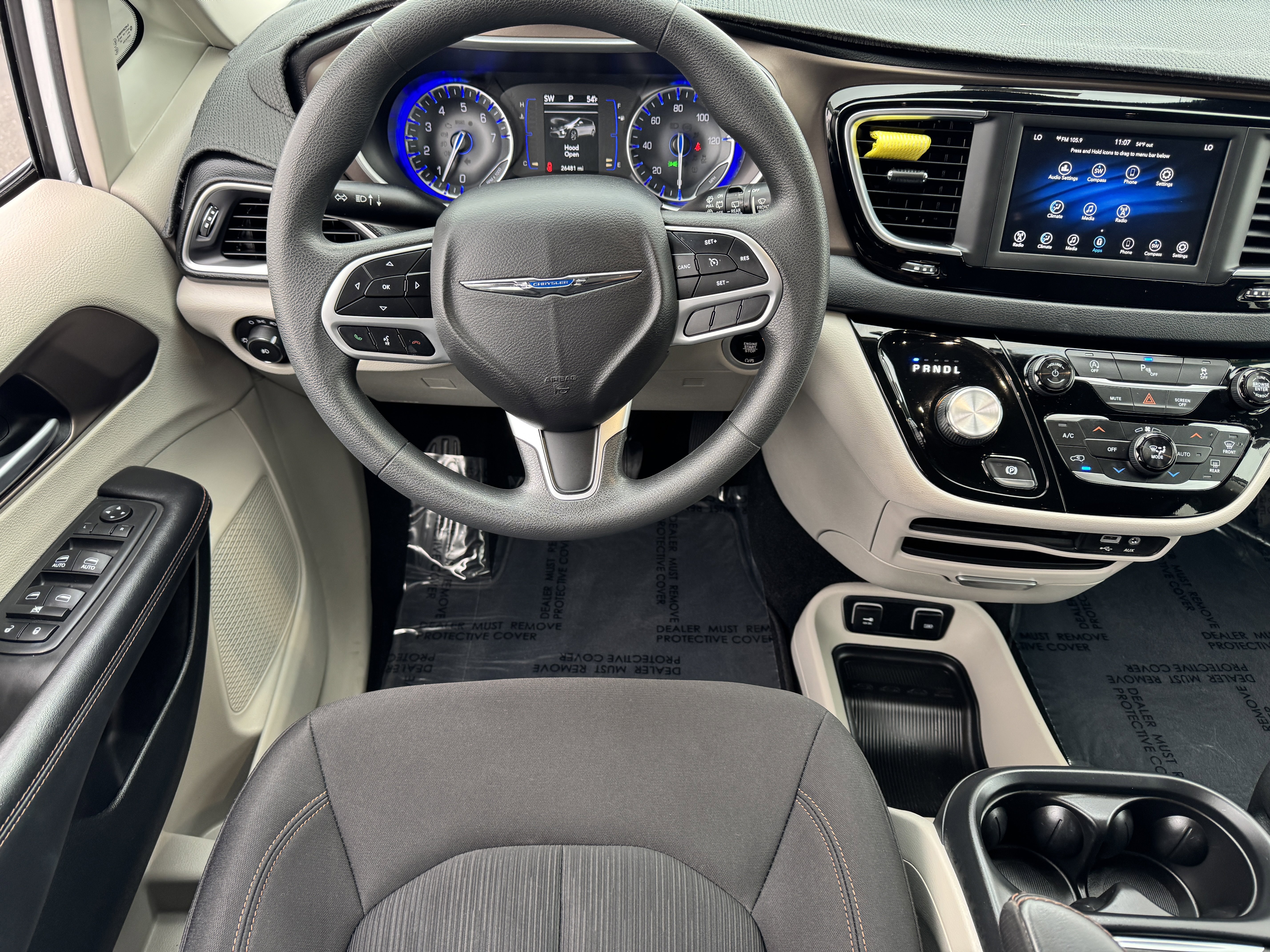 Used 2018 Chrysler Pacifica Touring Plus image 18