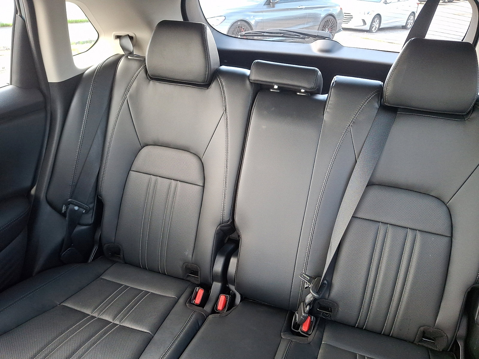 Used 2025 Honda HR-V EX-L image 18