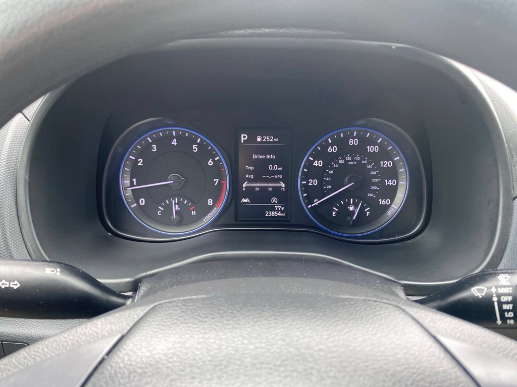 Certified 2023 Hyundai Kona SEL AWD/4WD image 11