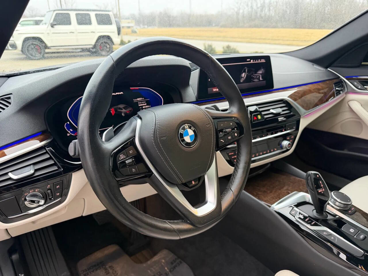 Used 2020 BMW 540i xDrive w/ Premium Package image 13