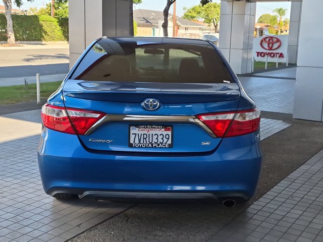 Used 2017 Toyota Camry SE FWD image 9