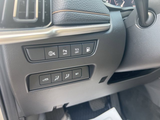 Certified 2025 MAZDA CX-70 Plug-In Hybrid w/ Premium Pkg image 29