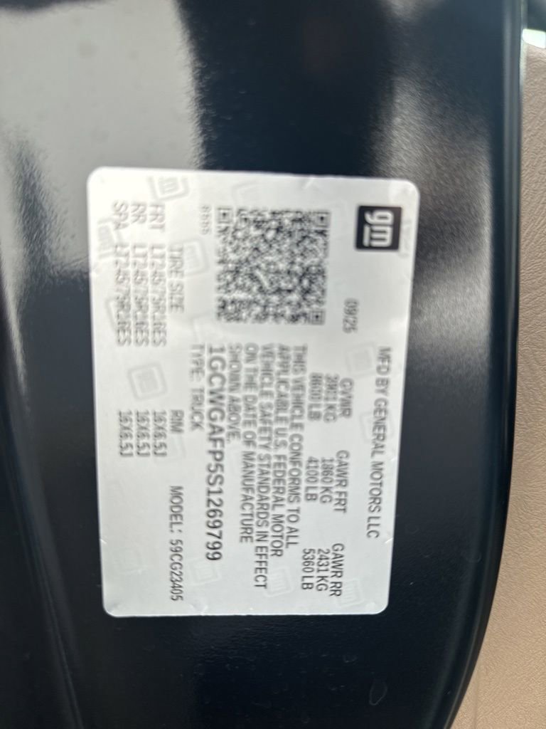 New 2025 Chevrolet Express 2500 w/ Driver Convenience Package image 32