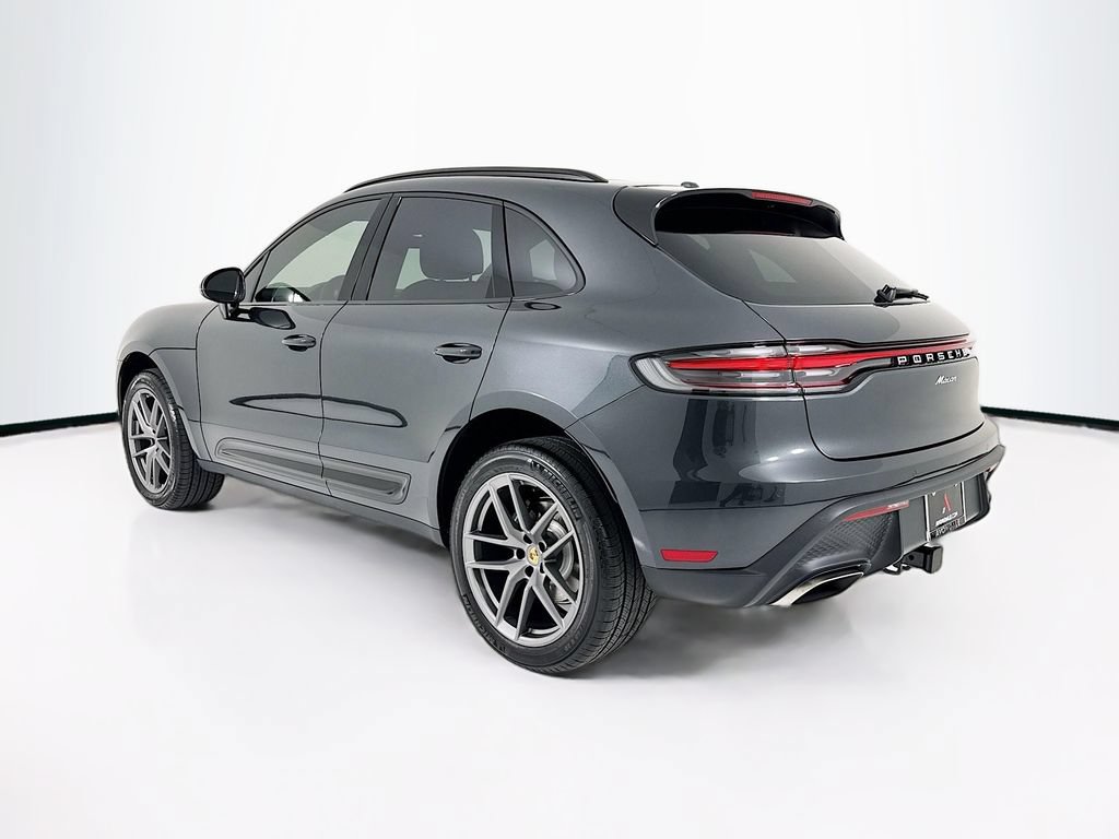 New 2026 Porsche Macan AWD/4WD image 3