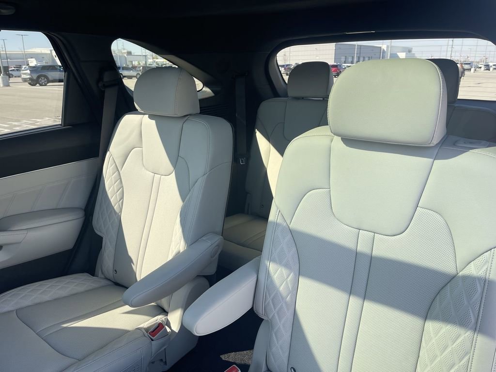 Used 2025 Kia Sorento SX Prestige image 38