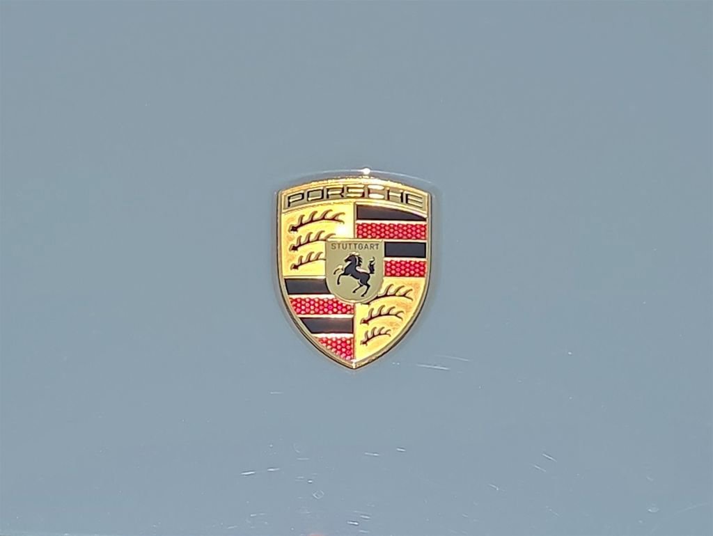 Certified 2025 Porsche Macan 4S Electric image 27