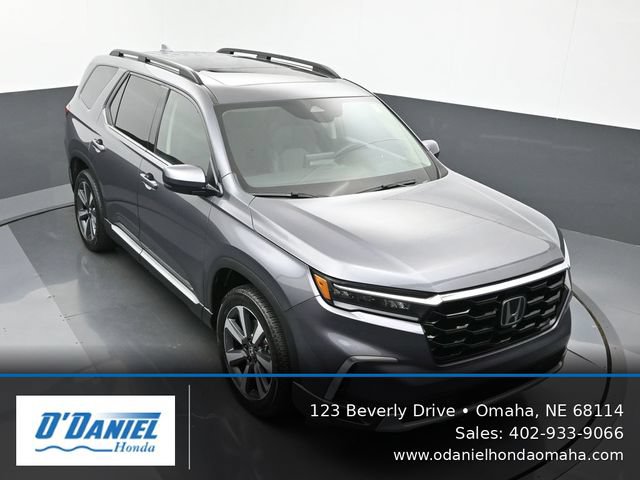 Used 2024 Honda Pilot Touring image 20