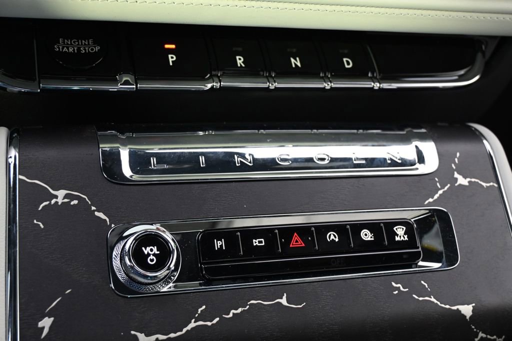 New 2026 Lincoln Aviator Black Label w/ Jet Appearance Package image 31