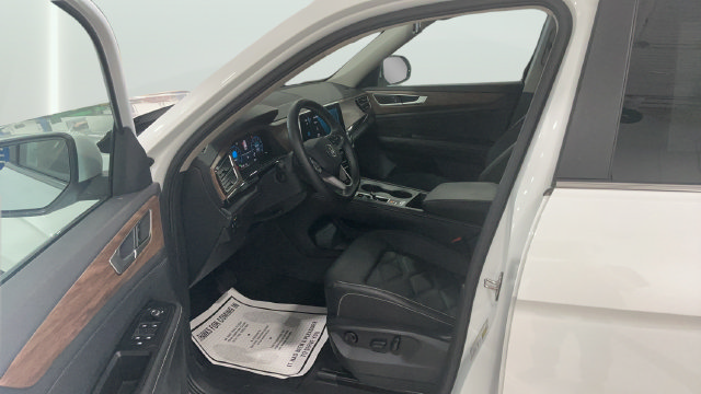 Certified 2026 Volkswagen Atlas SE AWD/4WD image 25