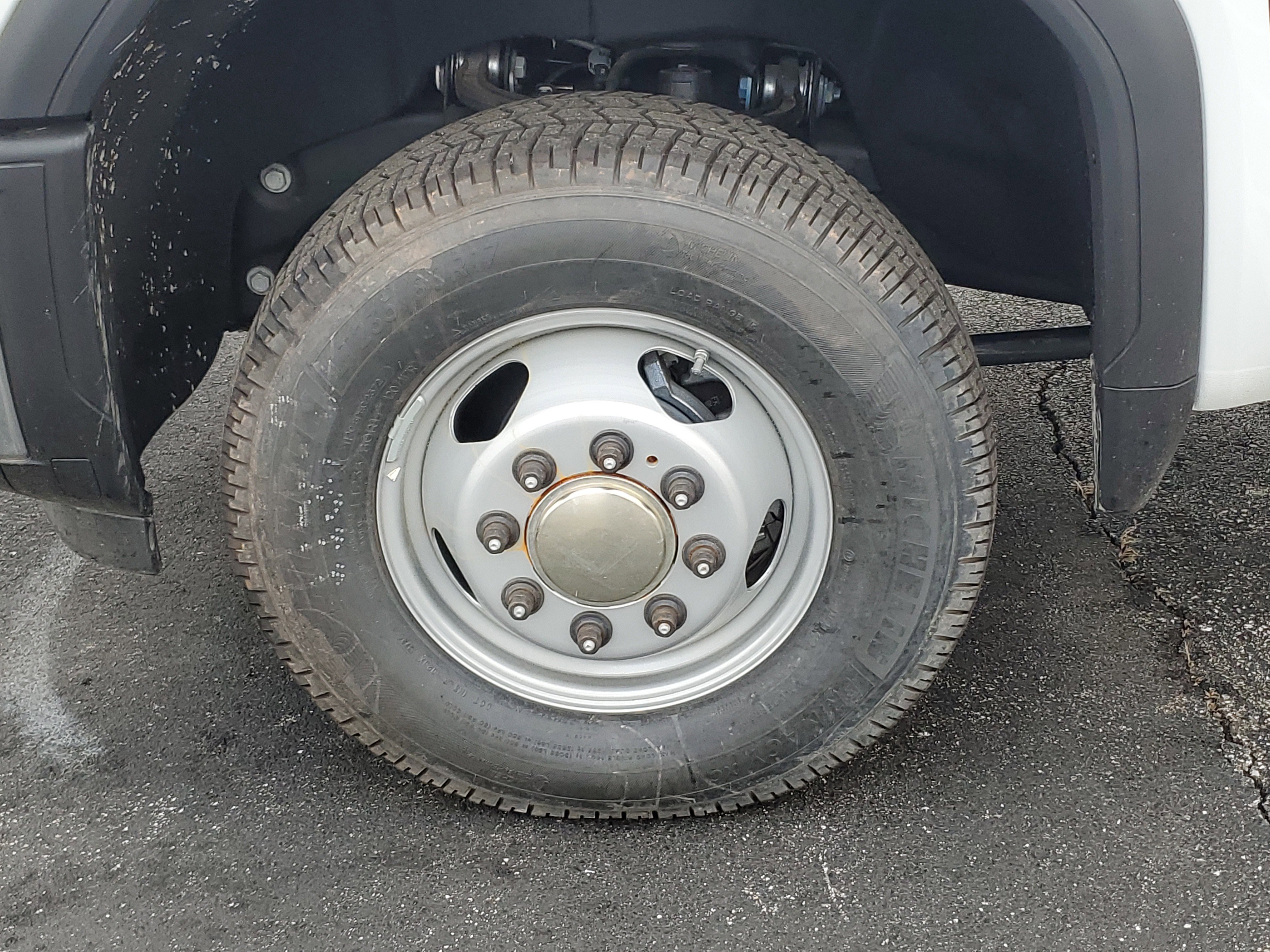 New 2025 GMC Sierra 3500 Pro w/ Convenience Package image 9