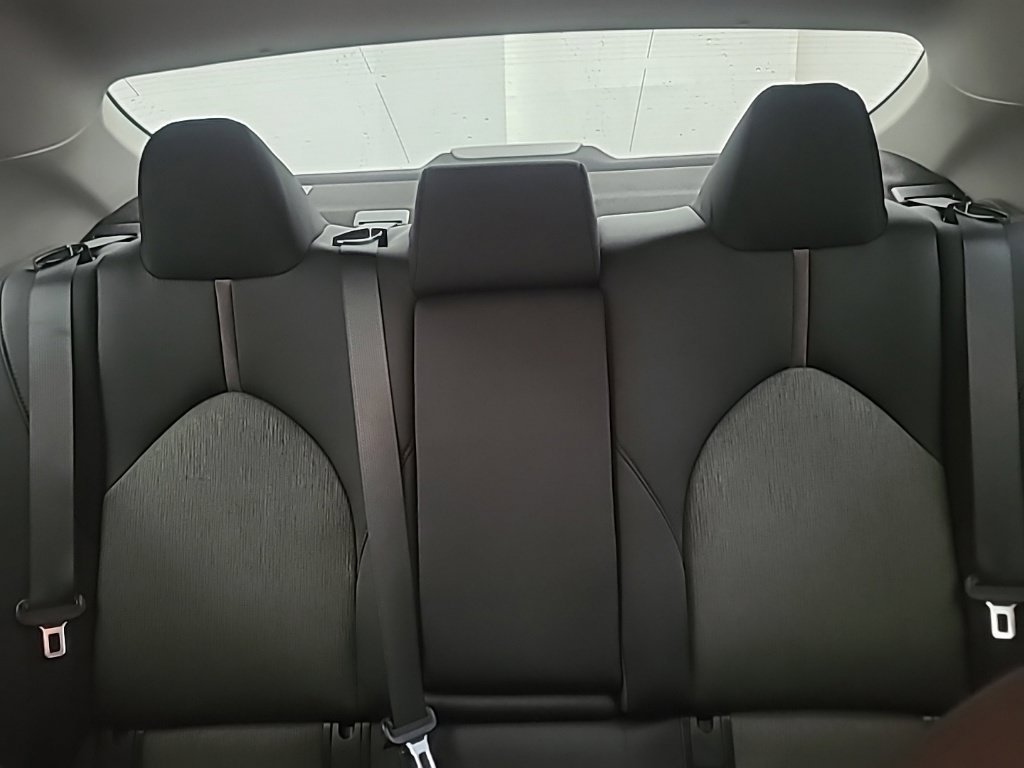 Used 2019 Toyota Camry LE FWD image 26