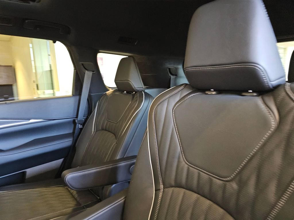 New 2026 INFINITI QX60 Autograph w/ Dark Cargo Package image 19