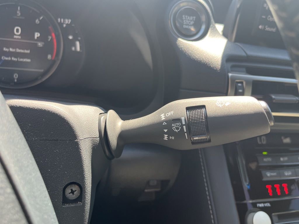 Used 2021 Lexus IS 350 F Sport image 21