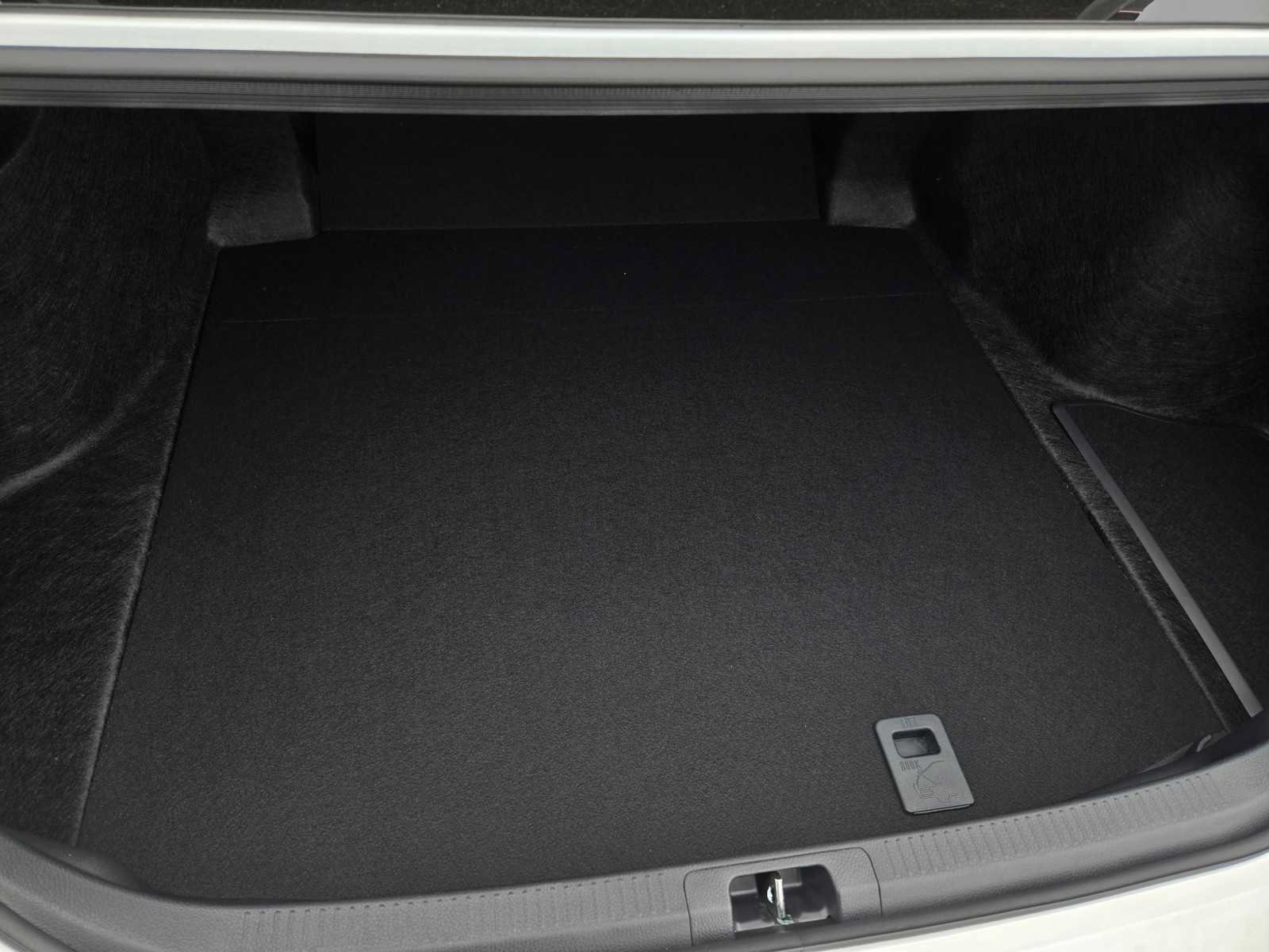 Certified 2026 Toyota Camry SE w/ Convenience Package FWD image 25