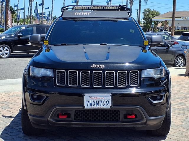 Used 2017 Jeep Grand Cherokee Trailhawk AWD/4WD image 2