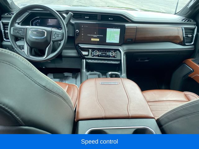 Used 2024 GMC Sierra 3500 Denali Ultimate AWD/4WD image 6