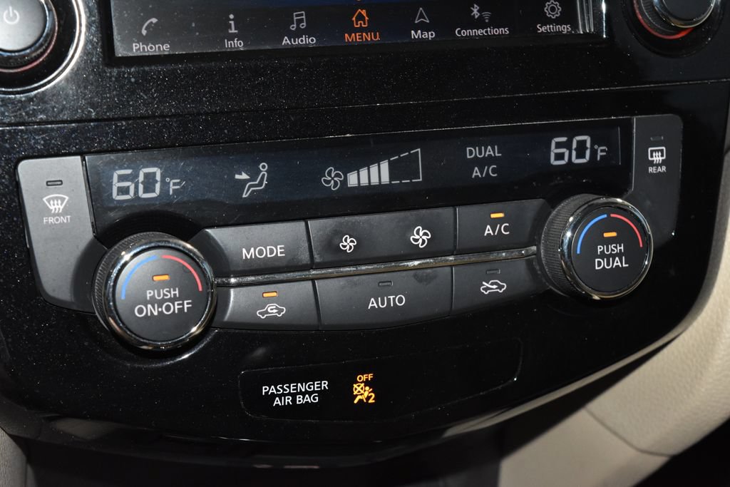 Used 2019 Nissan Rogue SL w/ Premium Package AWD/4WD image 13