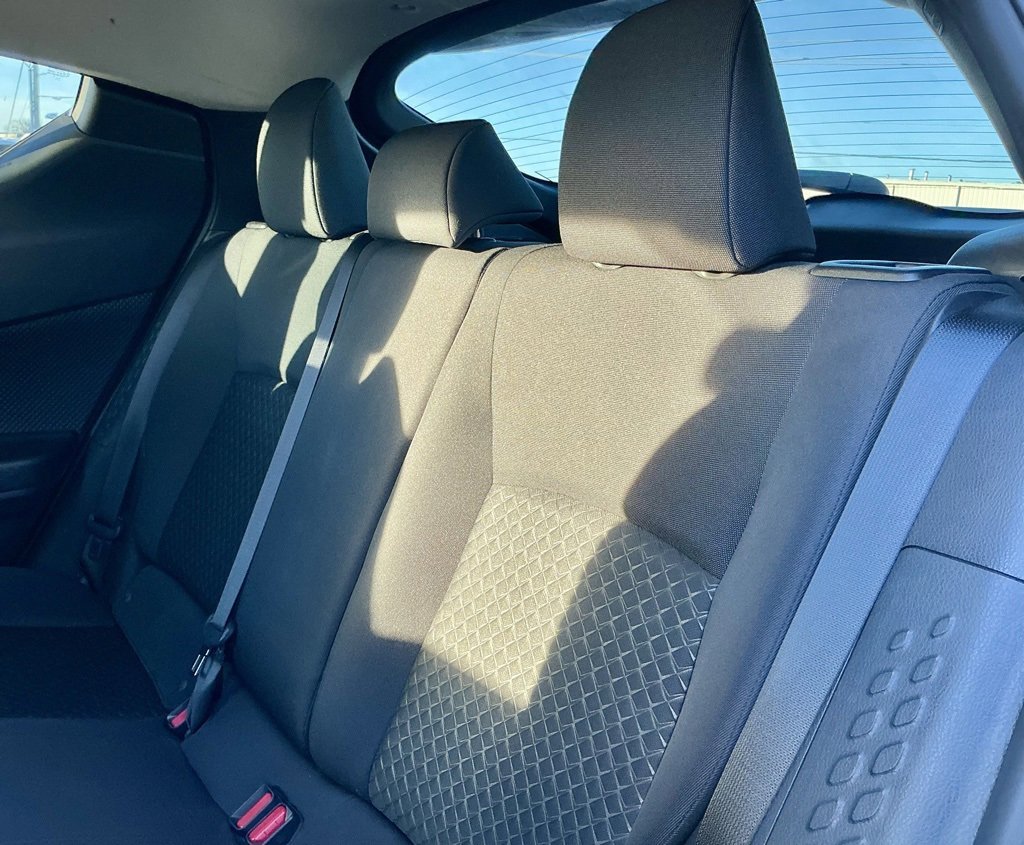 Used 2021 Toyota C-HR LE image 28