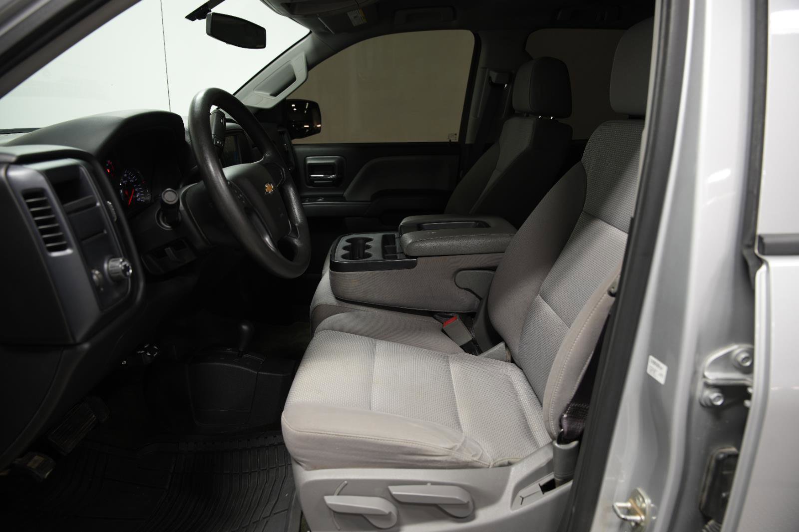 Used 2017 Chevrolet Silverado 1500 Custom w/ Custom Convenience Package image 20