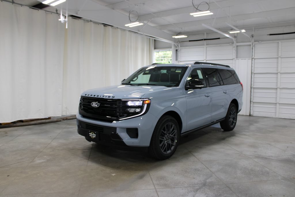 New 2027 Ford Expedition Max Platinum w/ Stealth Appearance Package RWD image 3