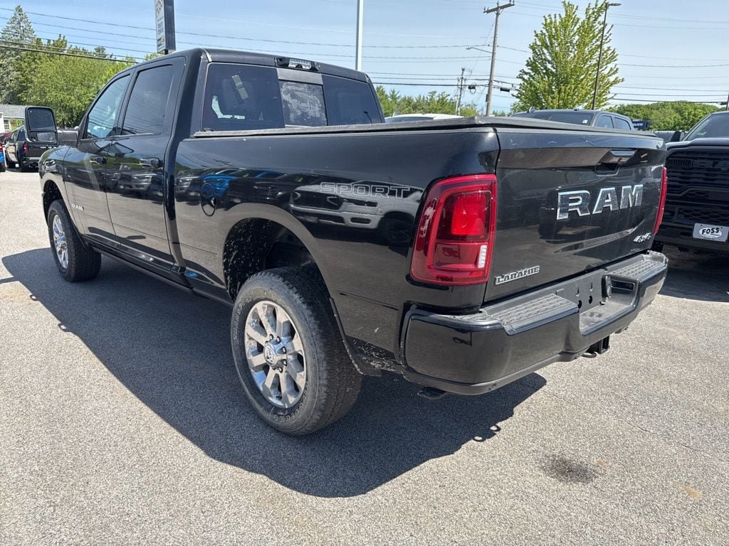 New 2026 RAM 2500 Laramie AWD/4WD image 3