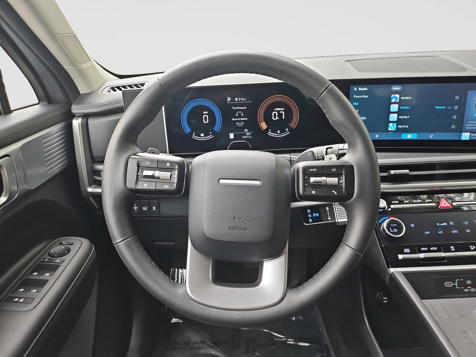 Used 2026 Hyundai Santa Fe SEL FWD image 44