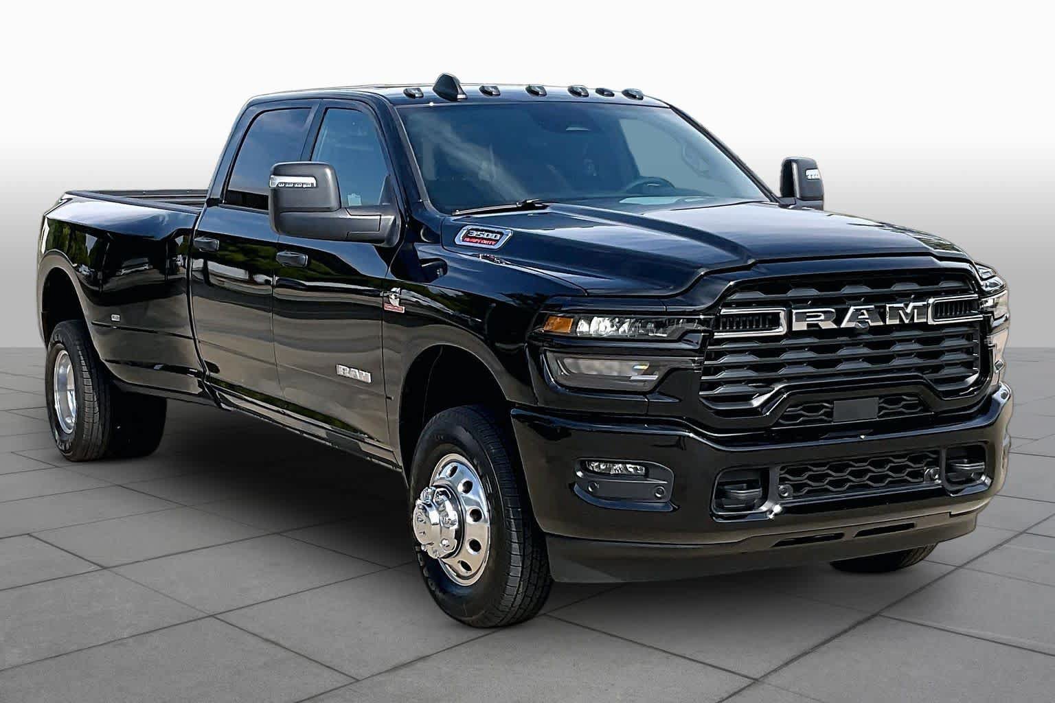 New 2027 RAM 3500 Big Horn AWD/4WD image 2