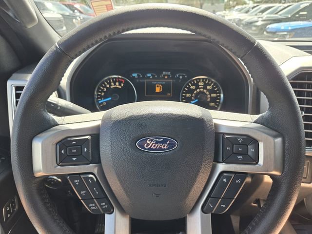 Used 2015 Ford F150 Platinum w/ Equipment Group 701A Luxury image 29