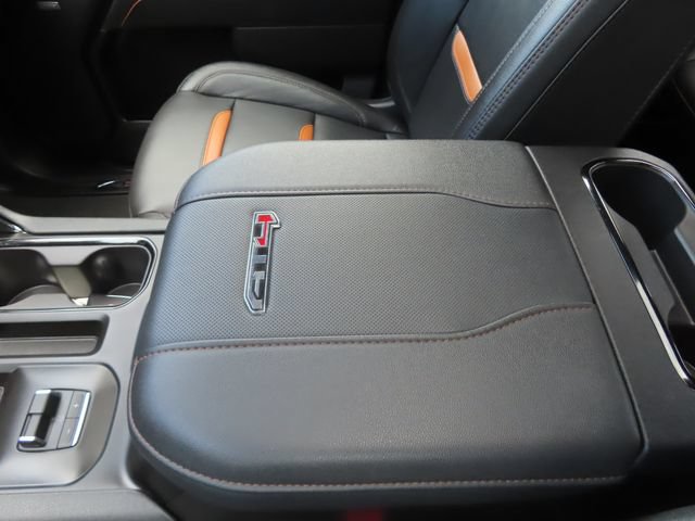 Used 2026 GMC Sierra 2500 AT4 w/ AT4 Premium Plus Package AWD/4WD image 39