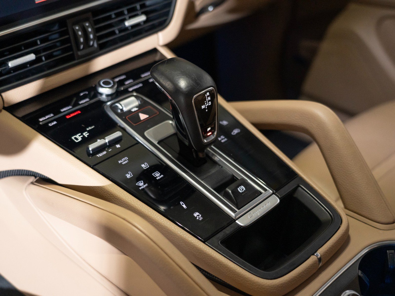 Certified 2021 Porsche Cayenne S AWD/4WD image 22