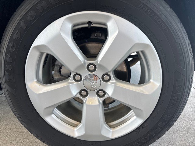 Used 2021 Jeep Compass Latitude w/ Sun and Sound Group AWD/4WD image 5