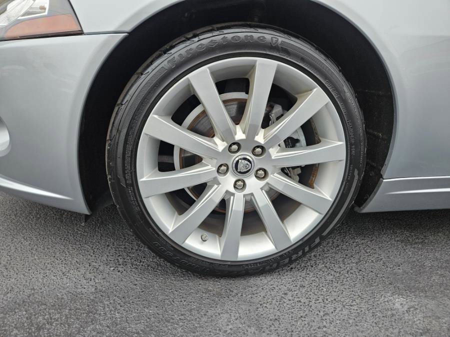 Used 2009 Jaguar XK Convertible image 40