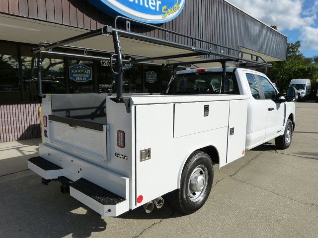 Used 2024 Ford F250 XL image 5