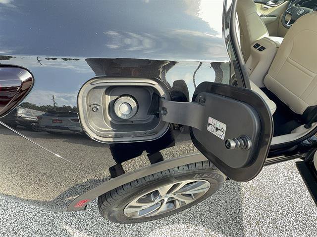 Used 2023 Buick Envision Essence AWD/4WD image 26