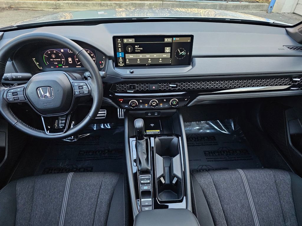 Used 2025 Honda Accord Sport image 18