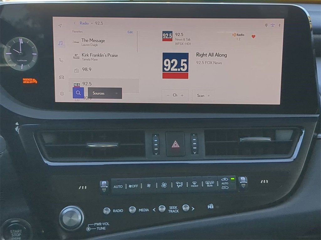 Used 2024 Lexus ES 350 Luxury image 19