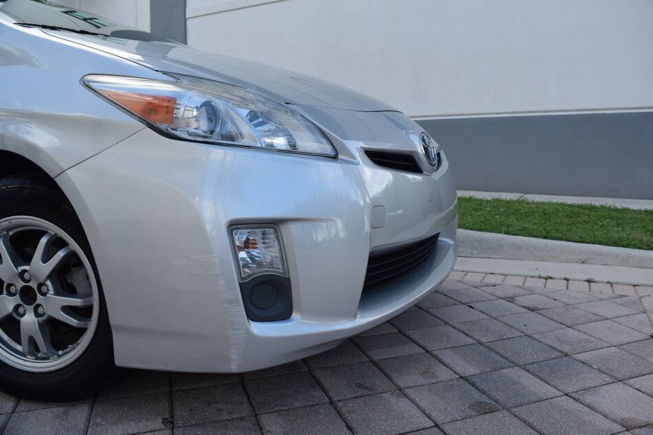 Used 2010 Toyota Prius Two FWD image 17