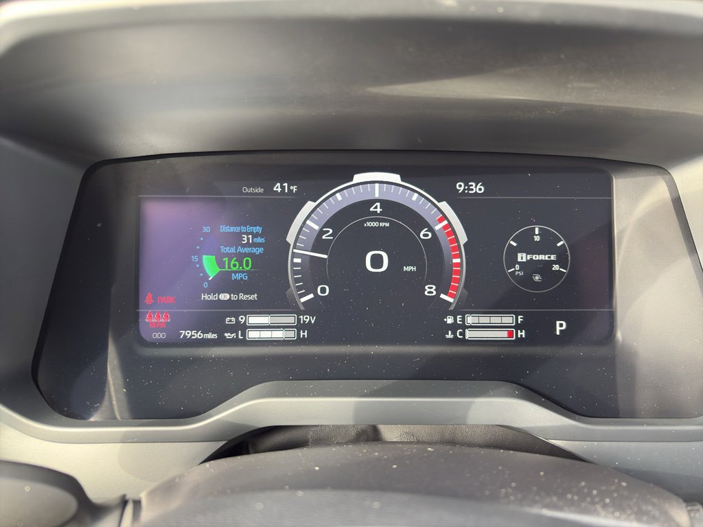 Used 2025 Toyota Tundra Platinum image 37