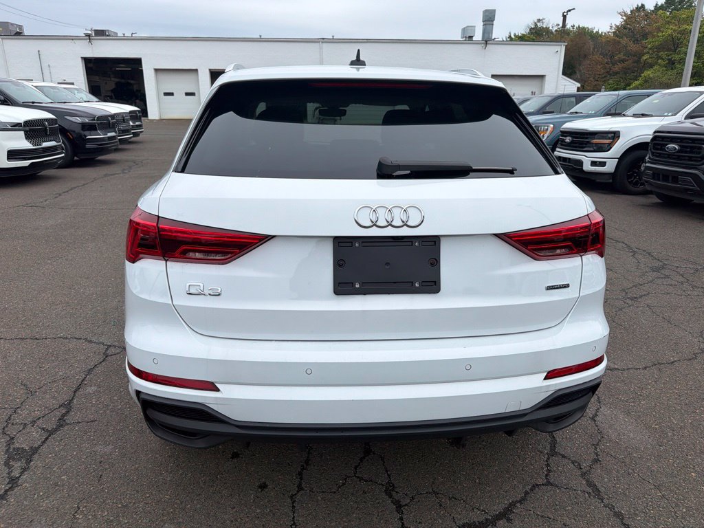 Used 2023 Audi Q3 2.0T Premium Plus w/ Premium Plus Package AWD/4WD image 4