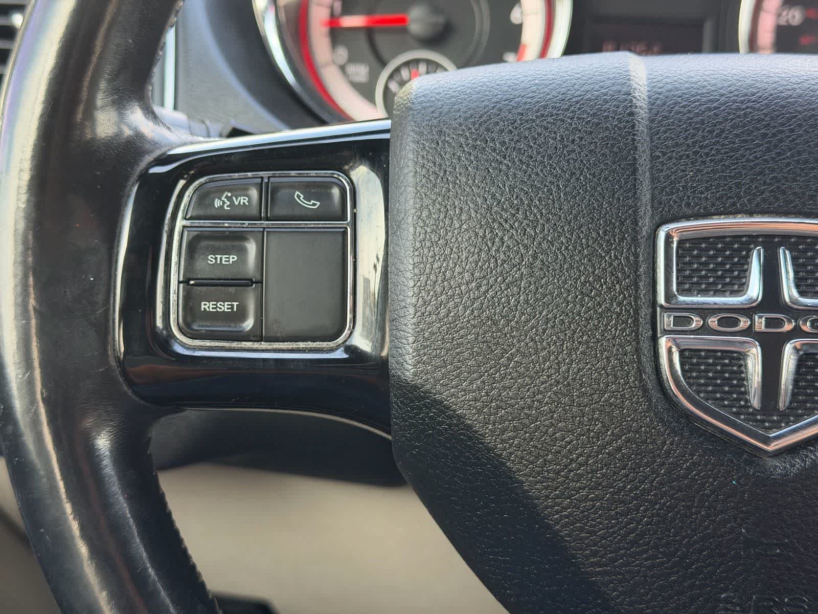 Used 2019 Dodge Grand Caravan SXT FWD image 24