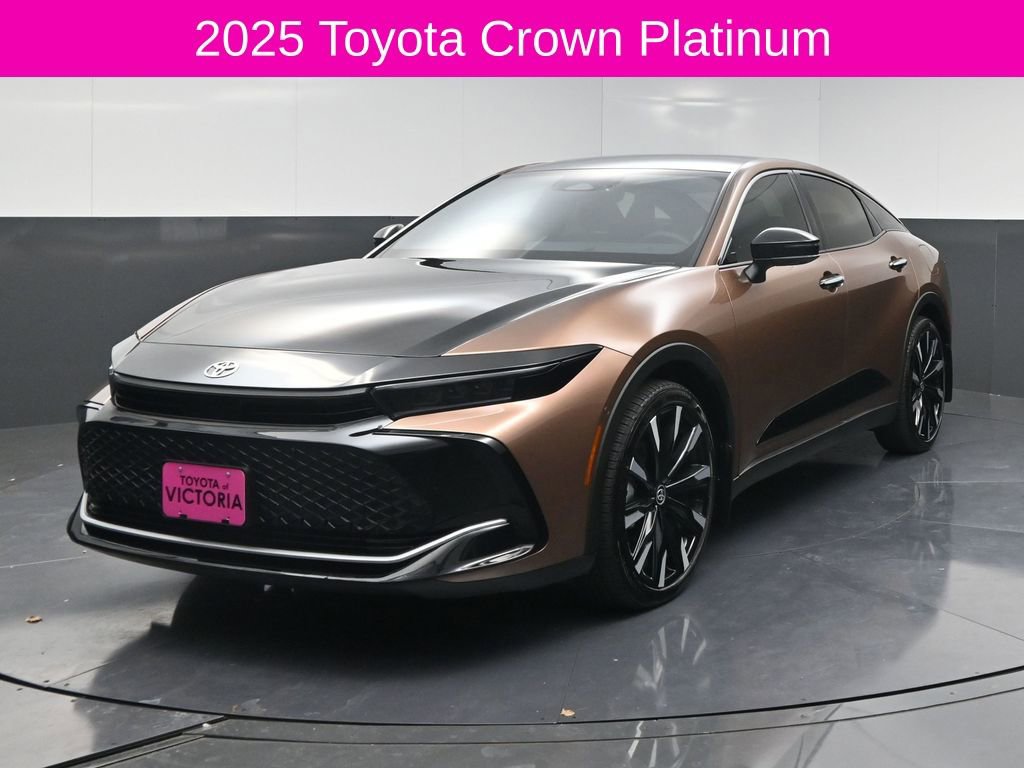 Used 2025 Toyota Crown Platinum image 2