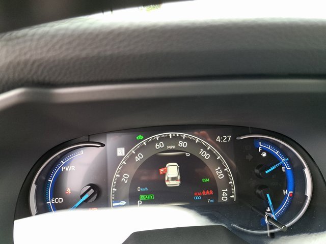 New 2025 Toyota RAV4 SE image 11