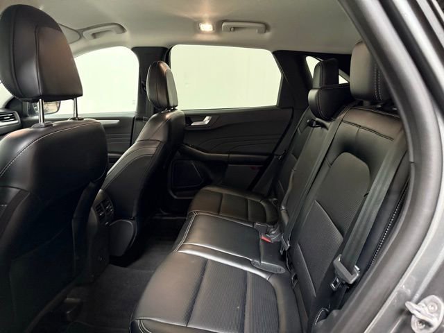Used 2024 Ford Escape Platinum image 21